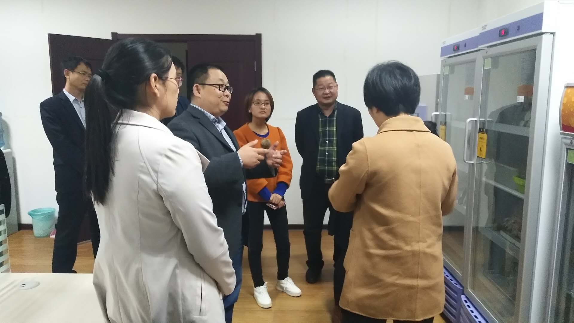 1512099619771774.jpg 微信图片_20171127112227.jpg